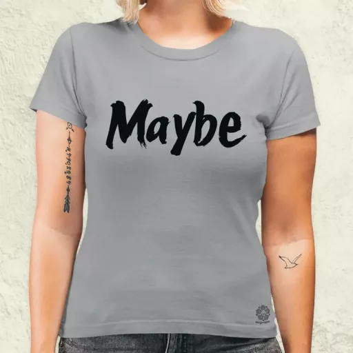 Maybe v11 női póló