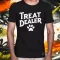 Treat Dealer fehér férfi póló