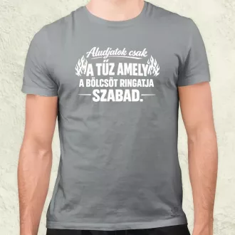 Aludjatok csak fehér férfi póló