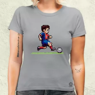 Messi labdával pixelart női póló